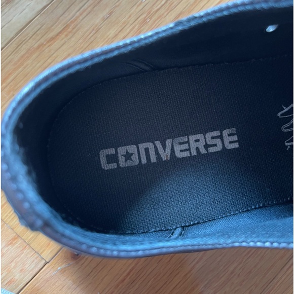 Converse shoes - Picture 4 of 4